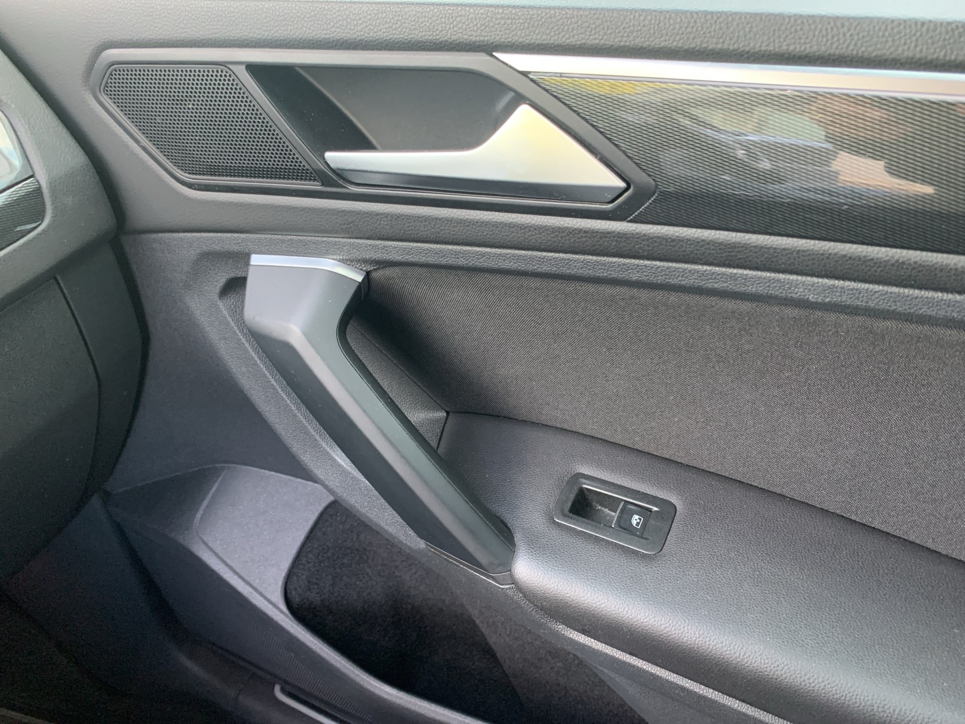 VW Tiguan 2.0TSI Highline 4Motion DSG-image-16