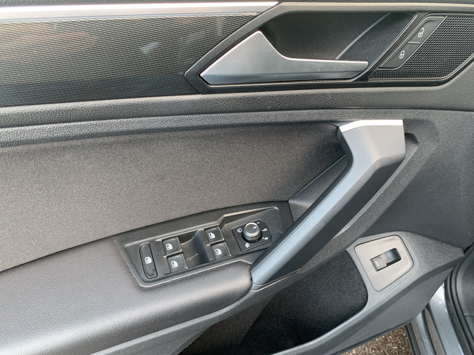 VW Tiguan 2.0TSI Highline 4Motion DSG-image-11