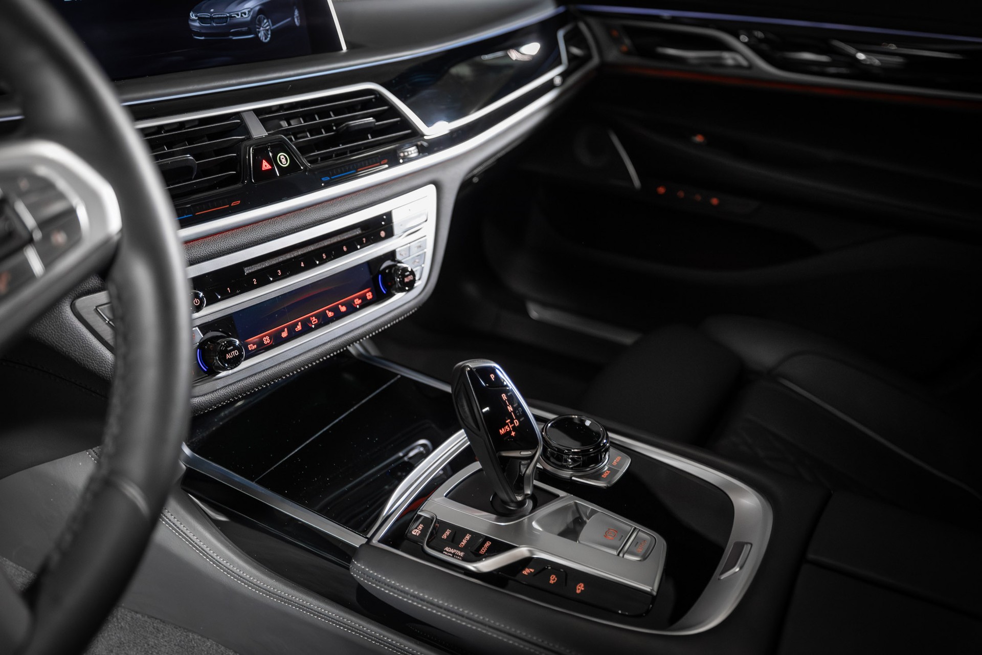 BMW 740d xDrive Steptronic-image-12