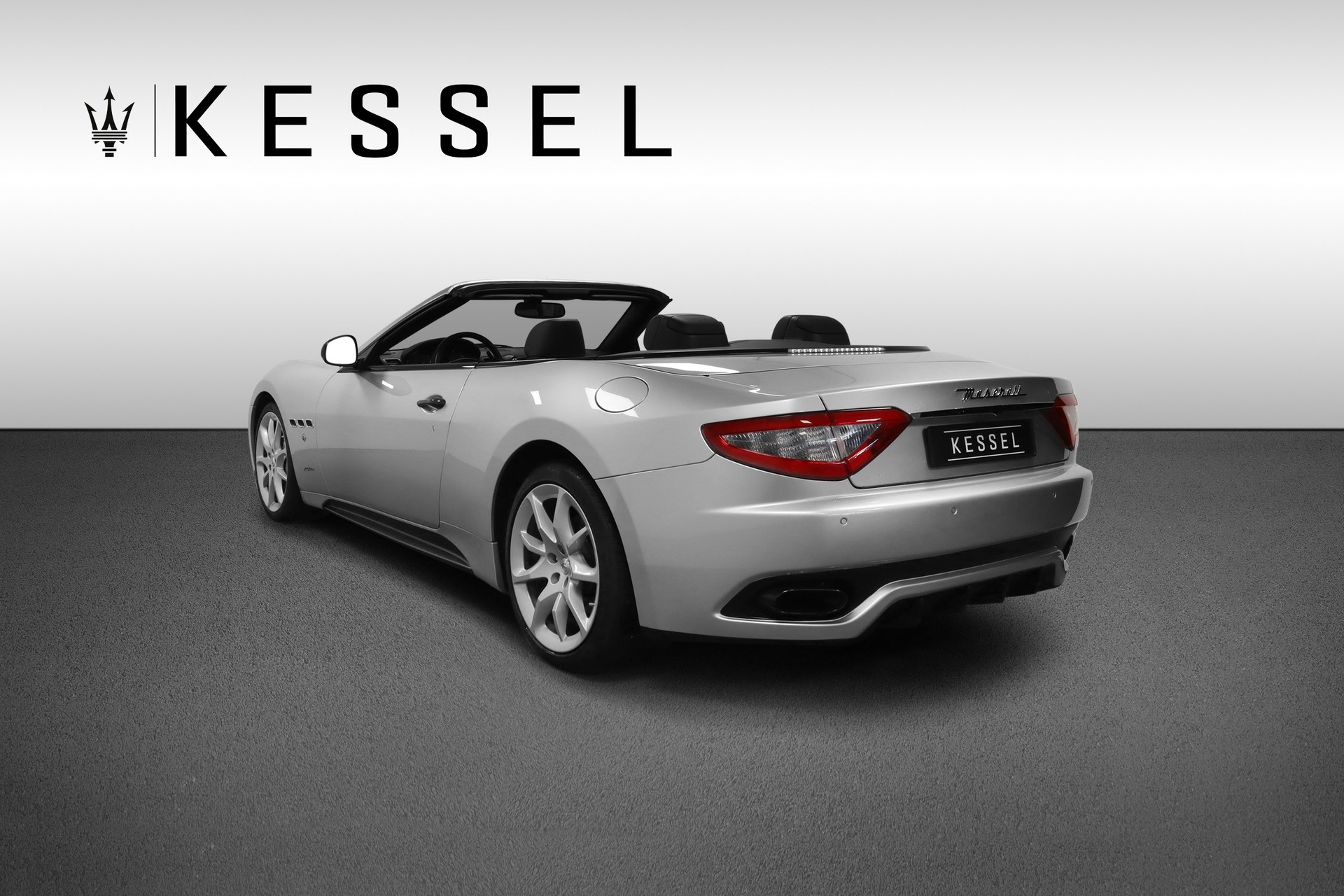MASERATI GranCabrio Automatica-image-4