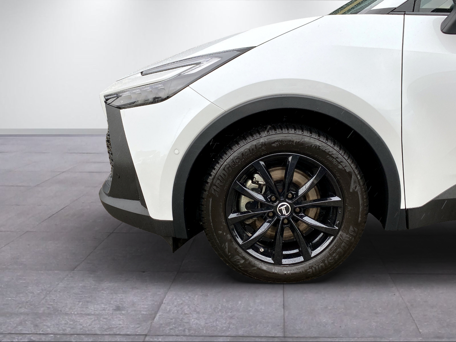 TOYOTA C-HR 2.0 HEV Trend 4x4-image-2