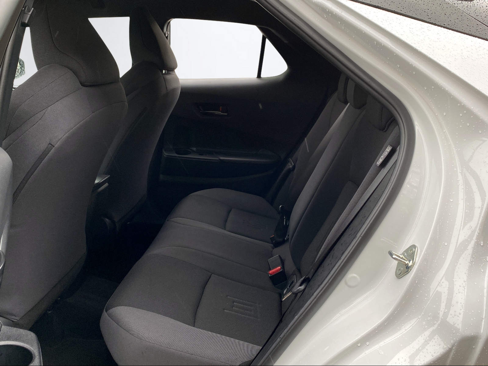 TOYOTA C-HR 2.0 HEV Trend 4x4-image-10