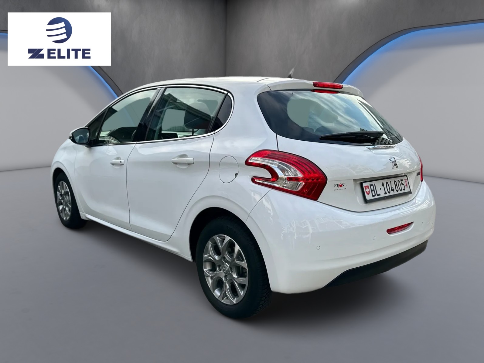 PEUGEOT 208 1.6 VTI Allure-image-5