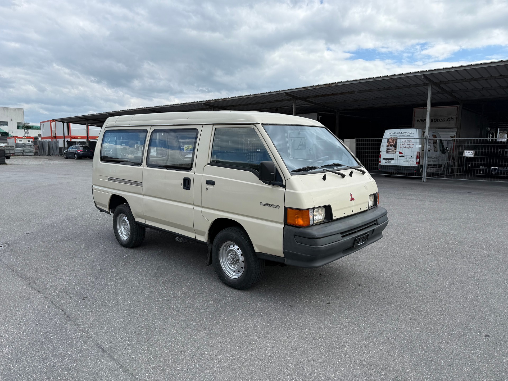 MITSUBISHI L300 L 4x4 2.5TD-image-1