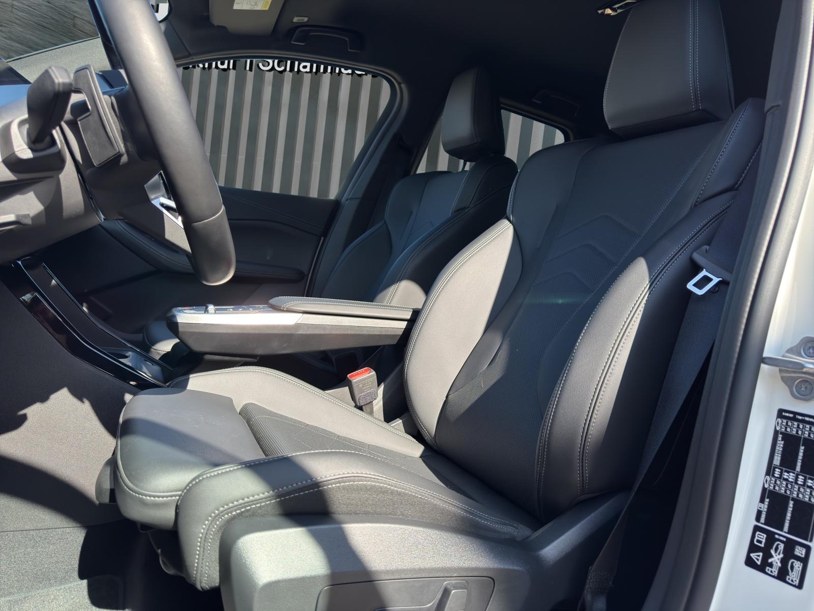 BMW 223d xDrive Active Tourer M Sport-image-14