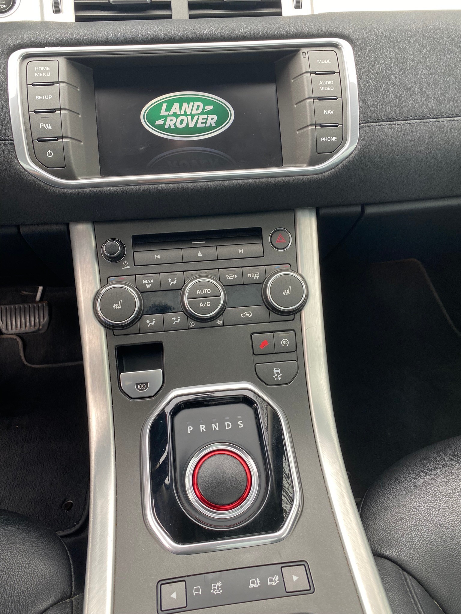 LAND ROVER Range Rover Evoque 2.2 SD4 Pure AT9-image-14