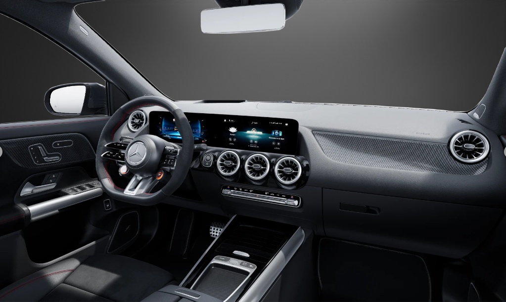 MERCEDES-BENZ GLA AMG 35 4Matic 8G-DCT-image-7