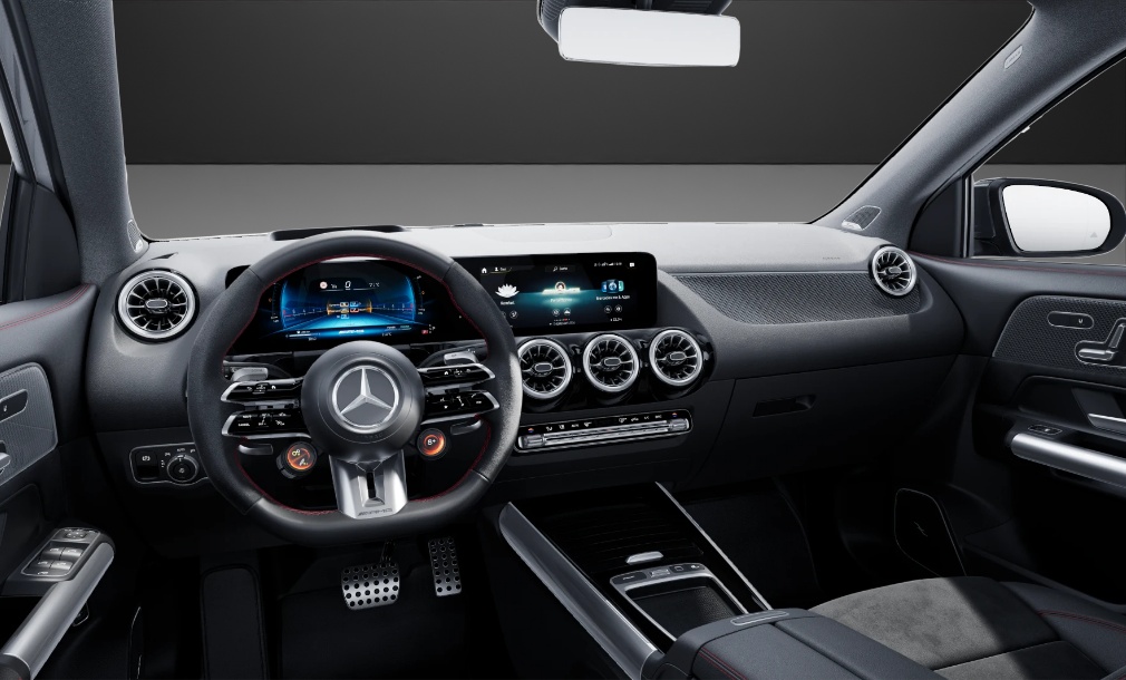 MERCEDES-BENZ GLA AMG 35 4Matic 8G-DCT-image-5