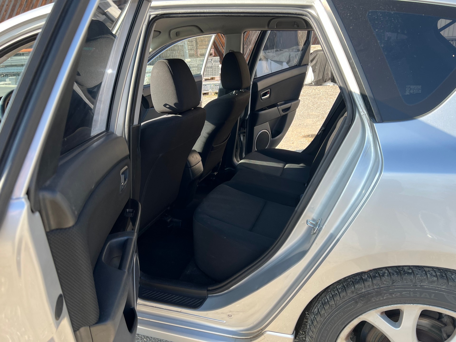 MAZDA 3 2.0 16V CD Sport-image-9