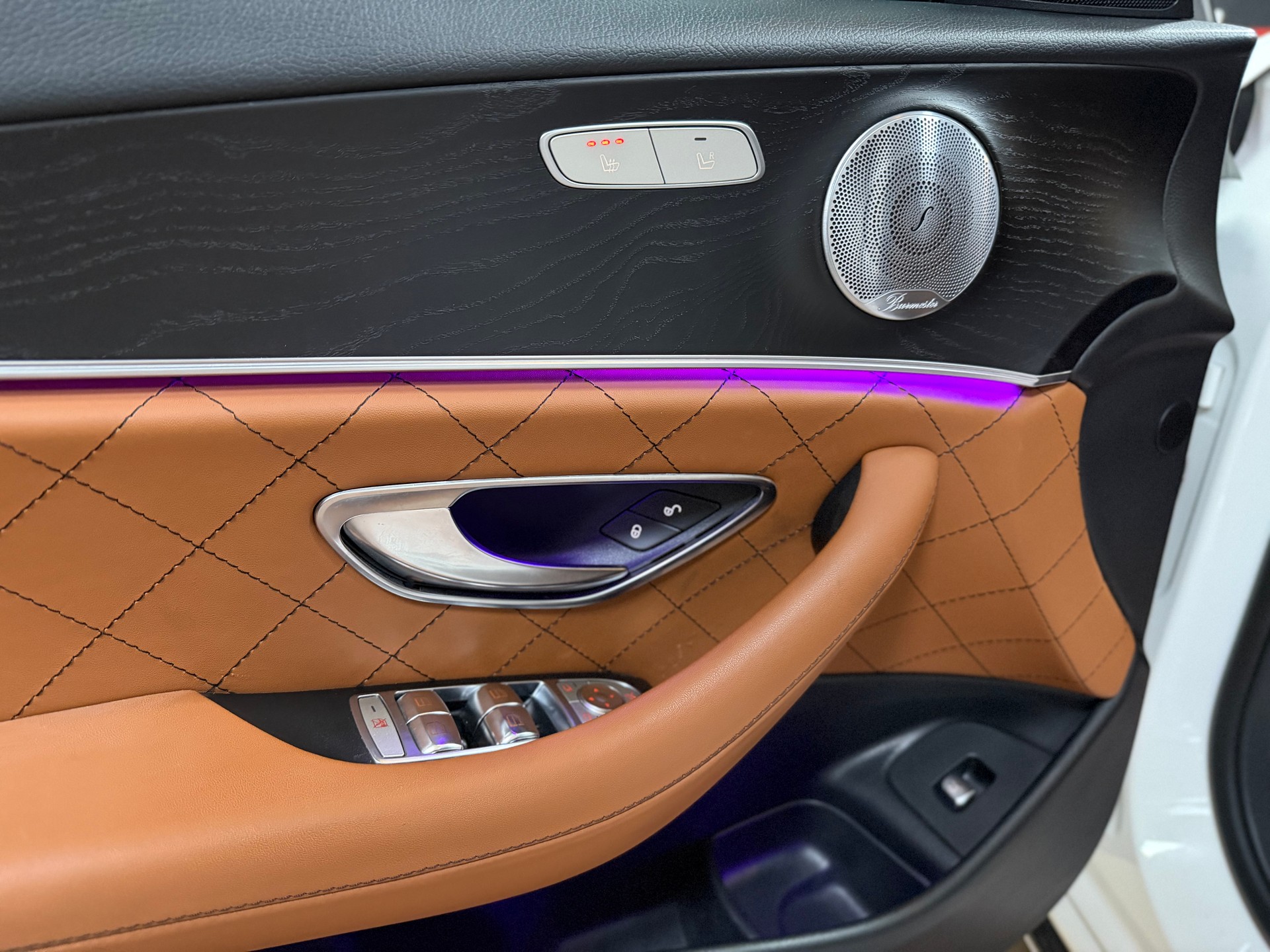 MERCEDES-BENZ E 350 d AMG LINE 9G-Tronic-image-7