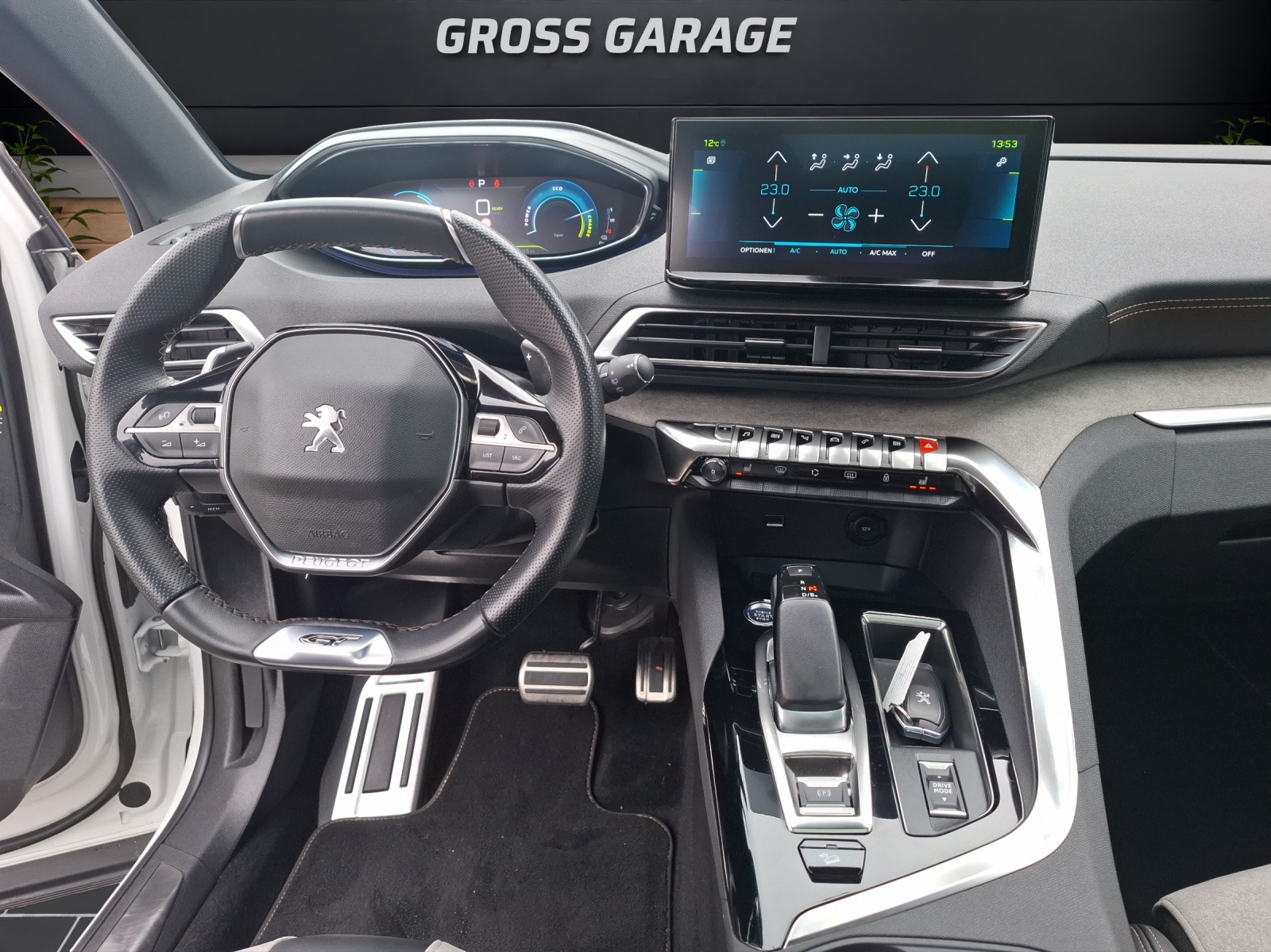 PEUGEOT 3008 300e Hybrid4 GT P-image-5