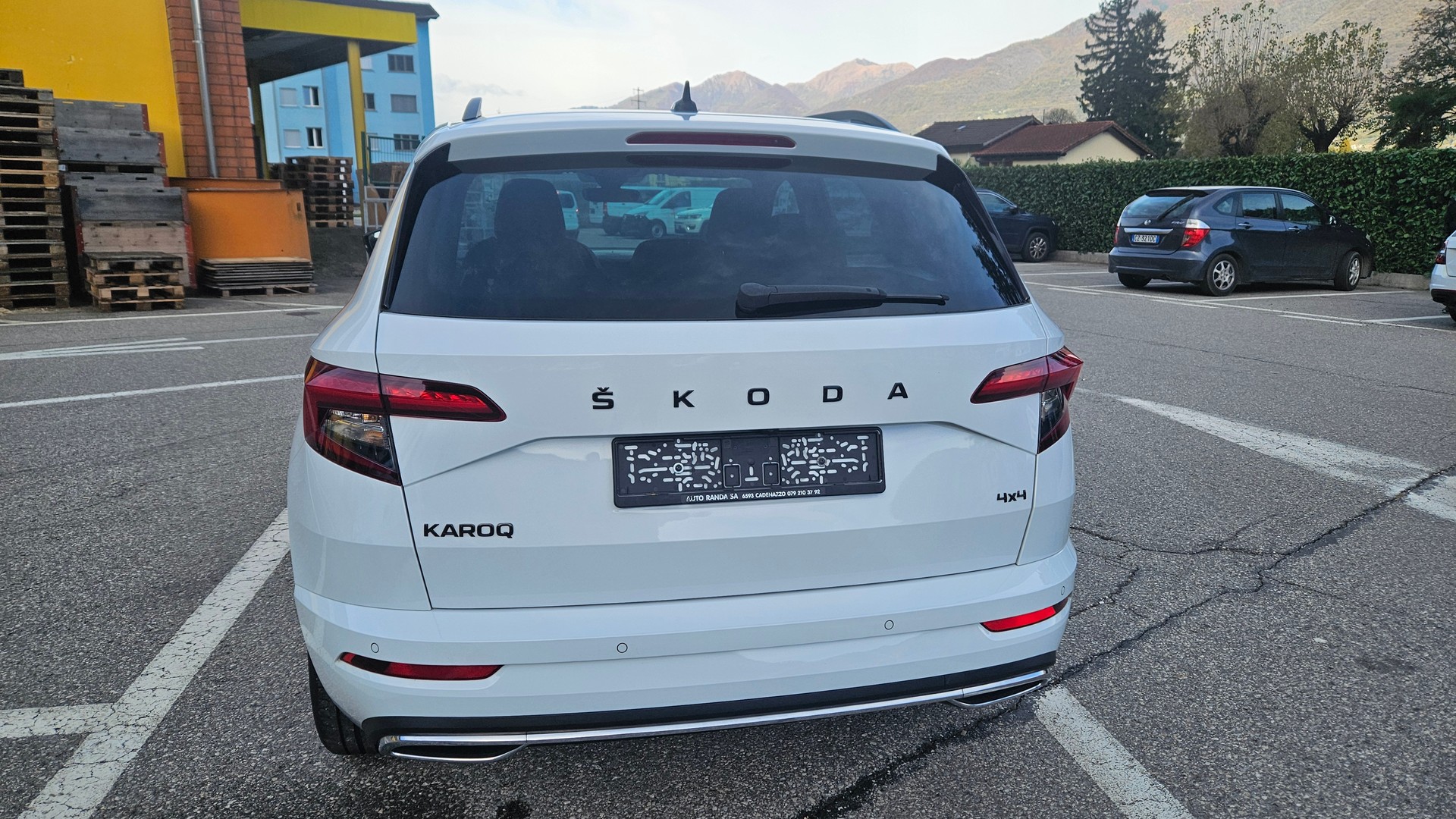 SKODA Karoq 2.0 TDI CR SportLine 4x4 DSG-image-4