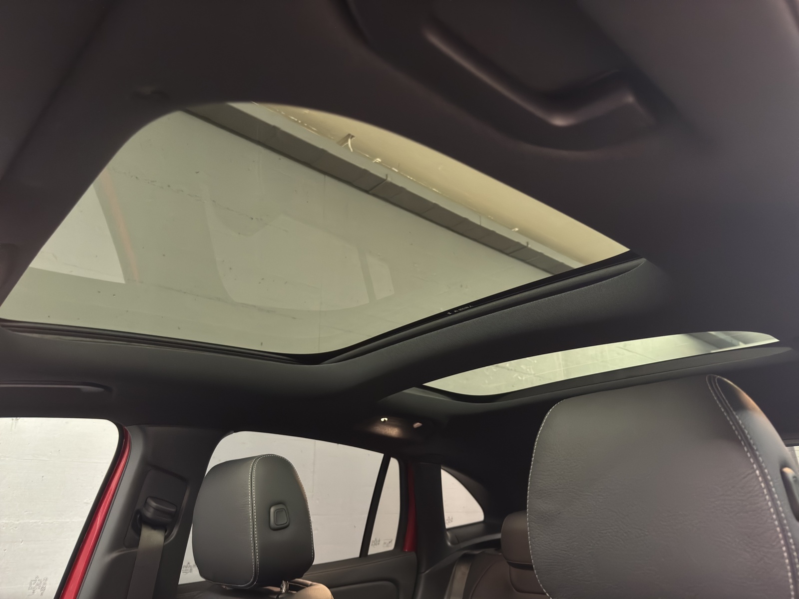 MERCEDES-BENZ GLA 250 Swiss Star-image-13