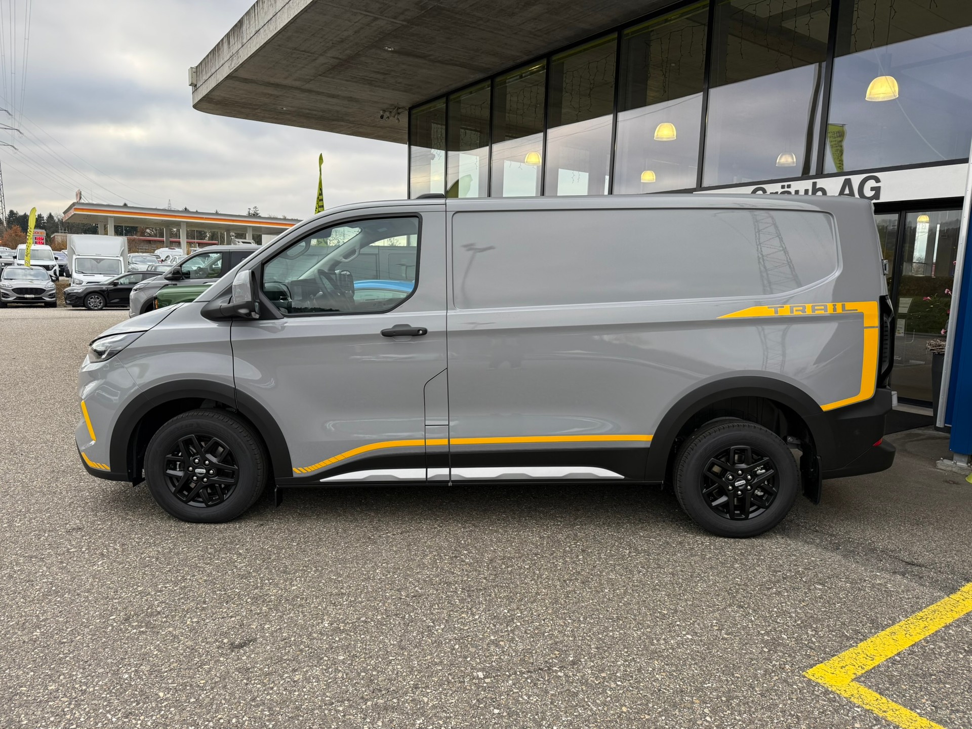 FORD Transit Custom Van 320 L1H1 Trail Automat AWD 4x4-image-3