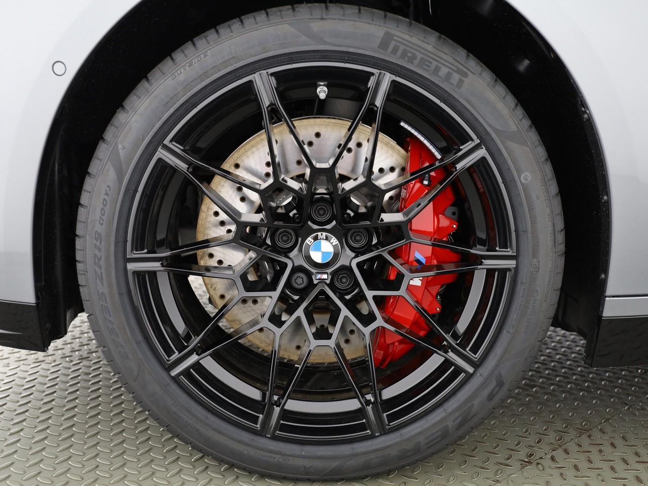 BMW M4 Cabrio Competition M xDrive-image-17