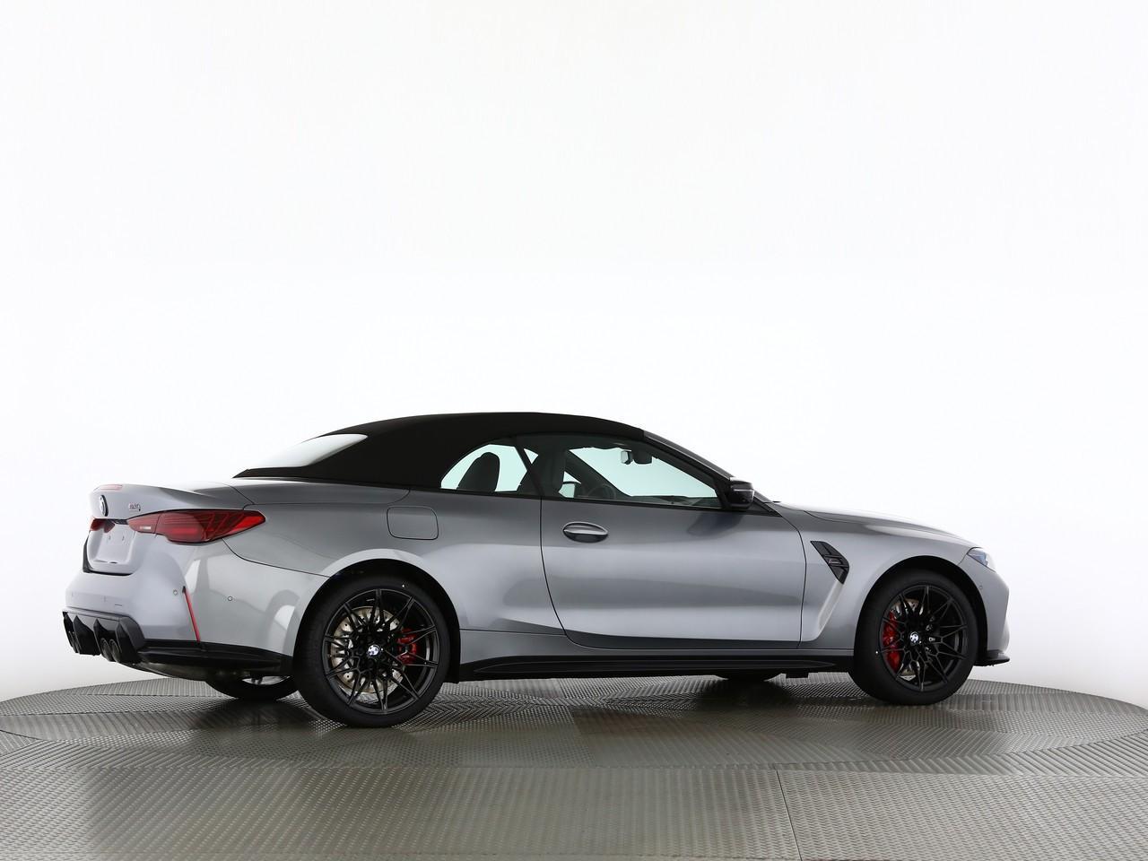 BMW M4 Cabrio Competition M xDrive-image-9