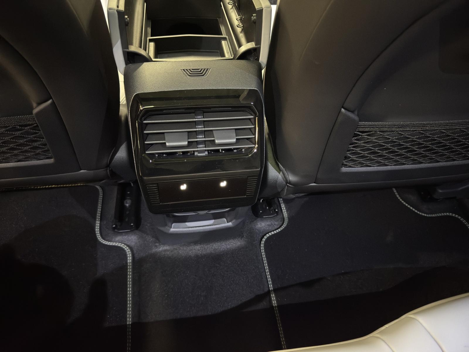 CITROEN e-C5 Aircross Max-image-16
