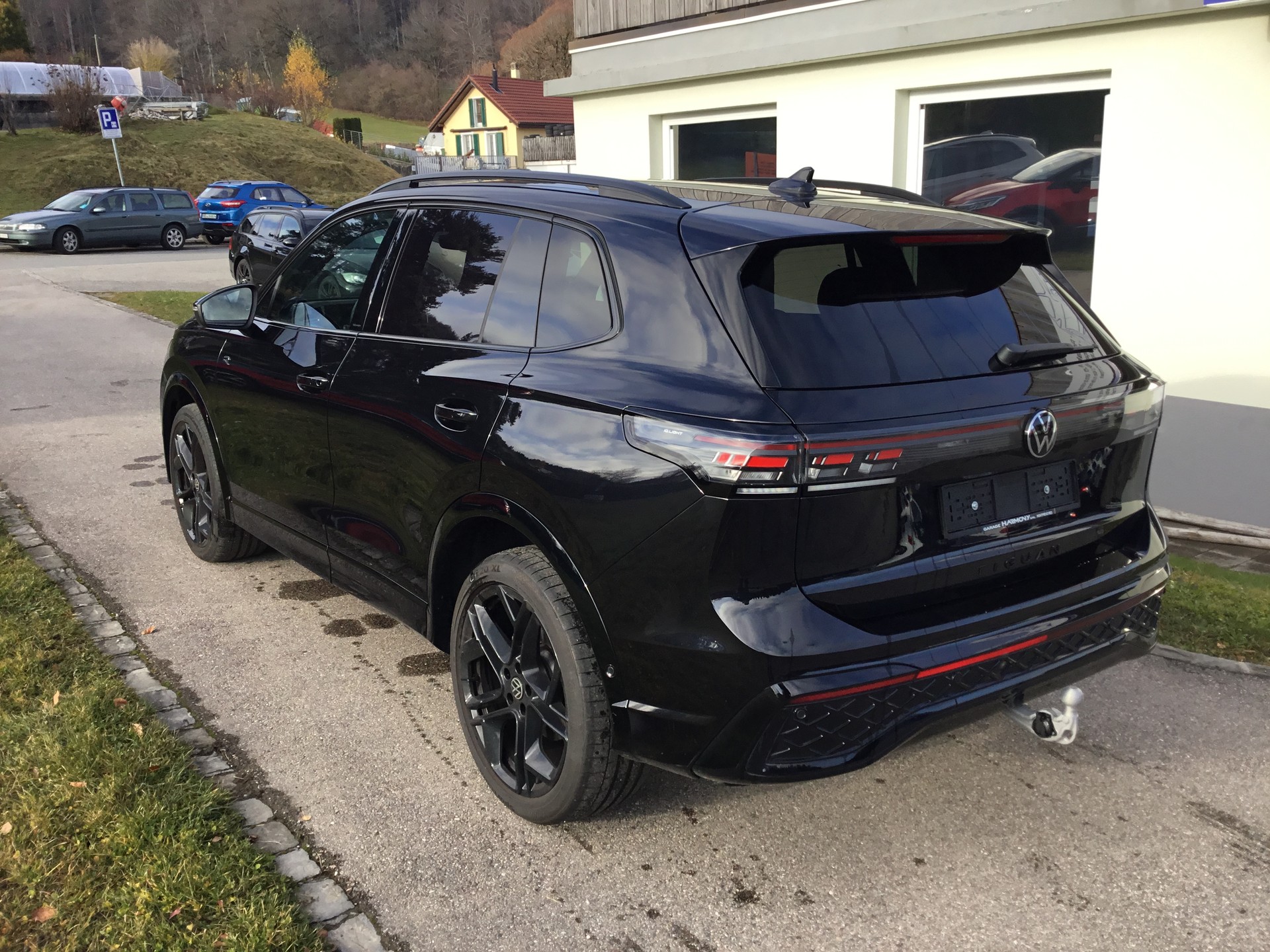VW Tiguan 2.0 TSI DSG R-Line 4Motion-image-6
