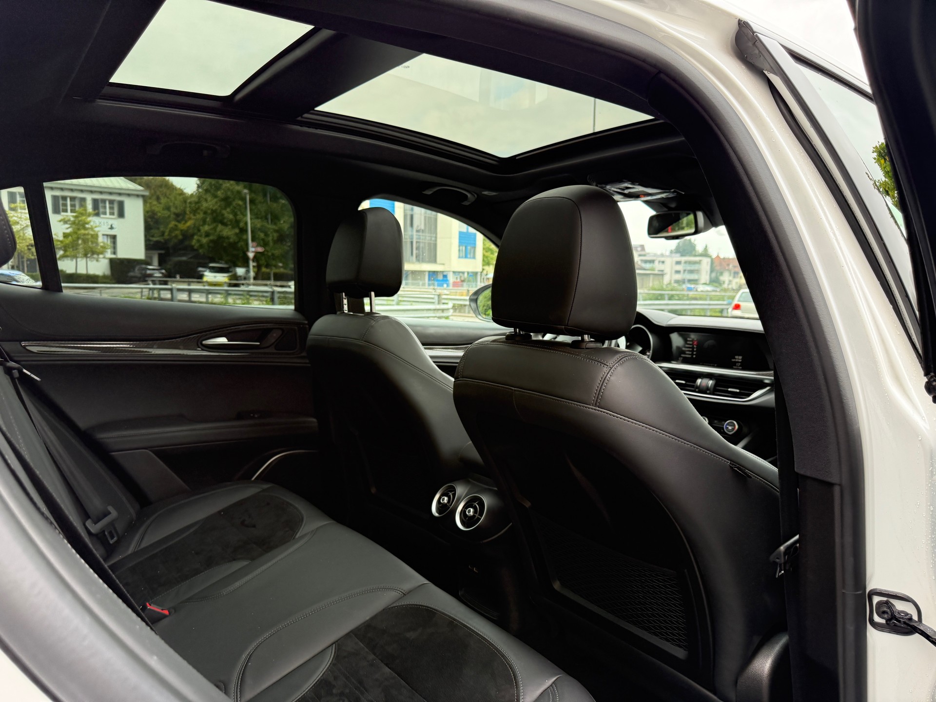 ALFA ROMEO Stelvio 2.9 V6 Quadrifoglio Q4 Automatic-image-7