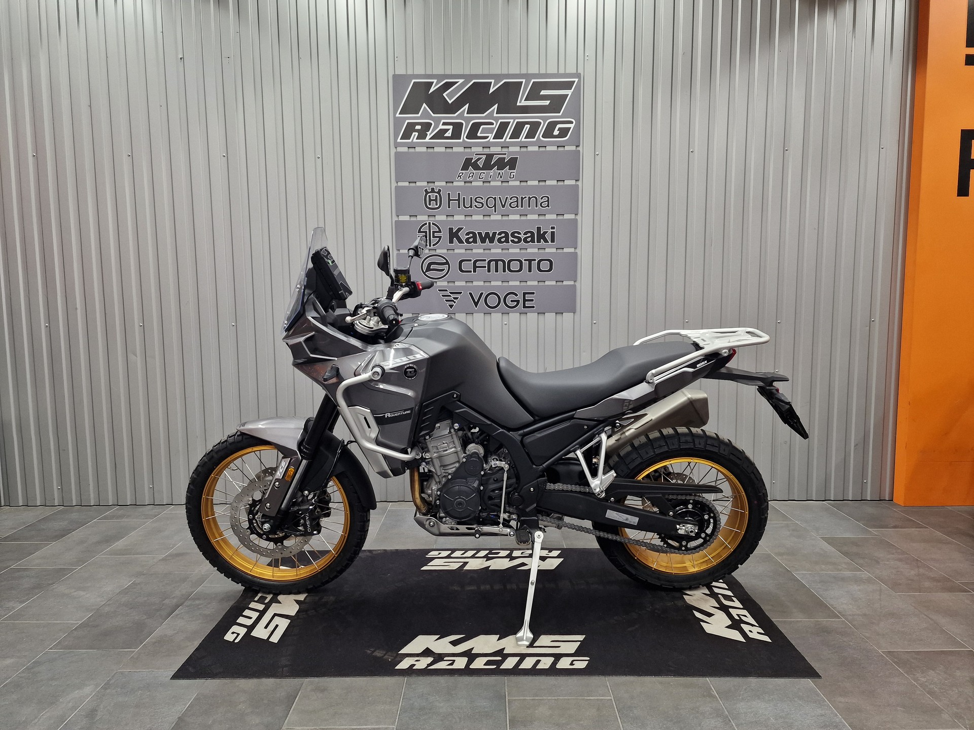 KOVE 800X PRO-showroom-element-1