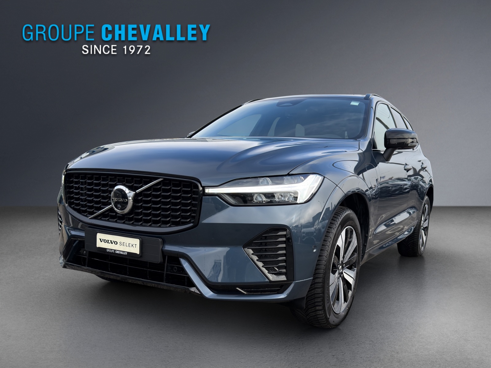 Photo VOLVO XC60 XC60 T6 eAWD PluginHybrid Plus Dark Geartronic