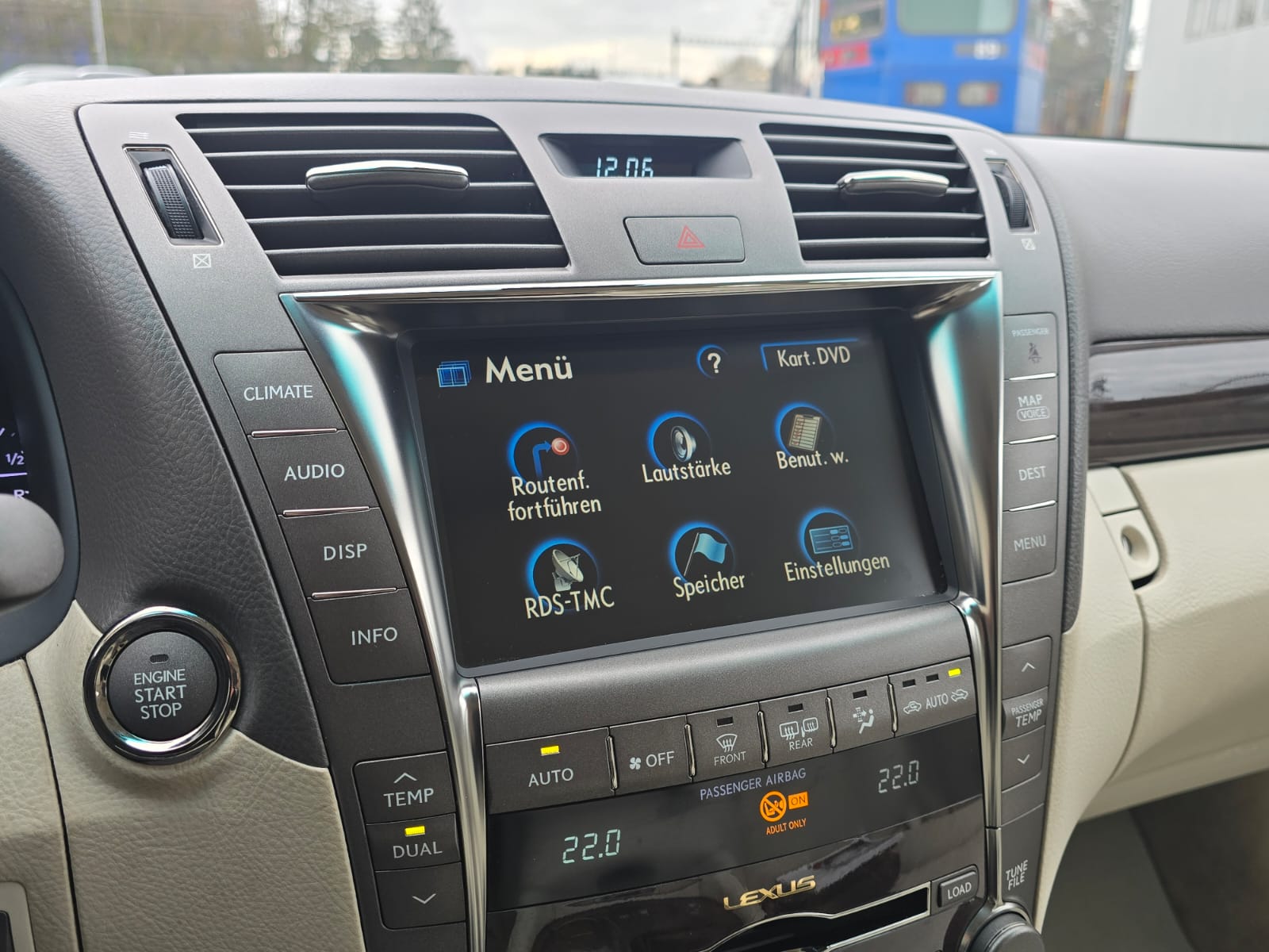 LEXUS LS 460 Automatic-image-28