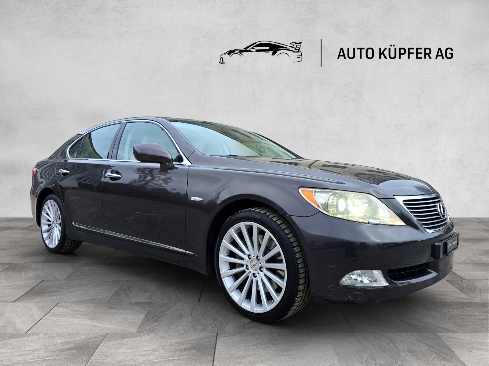 LEXUS LS 460 Automatic-image-1