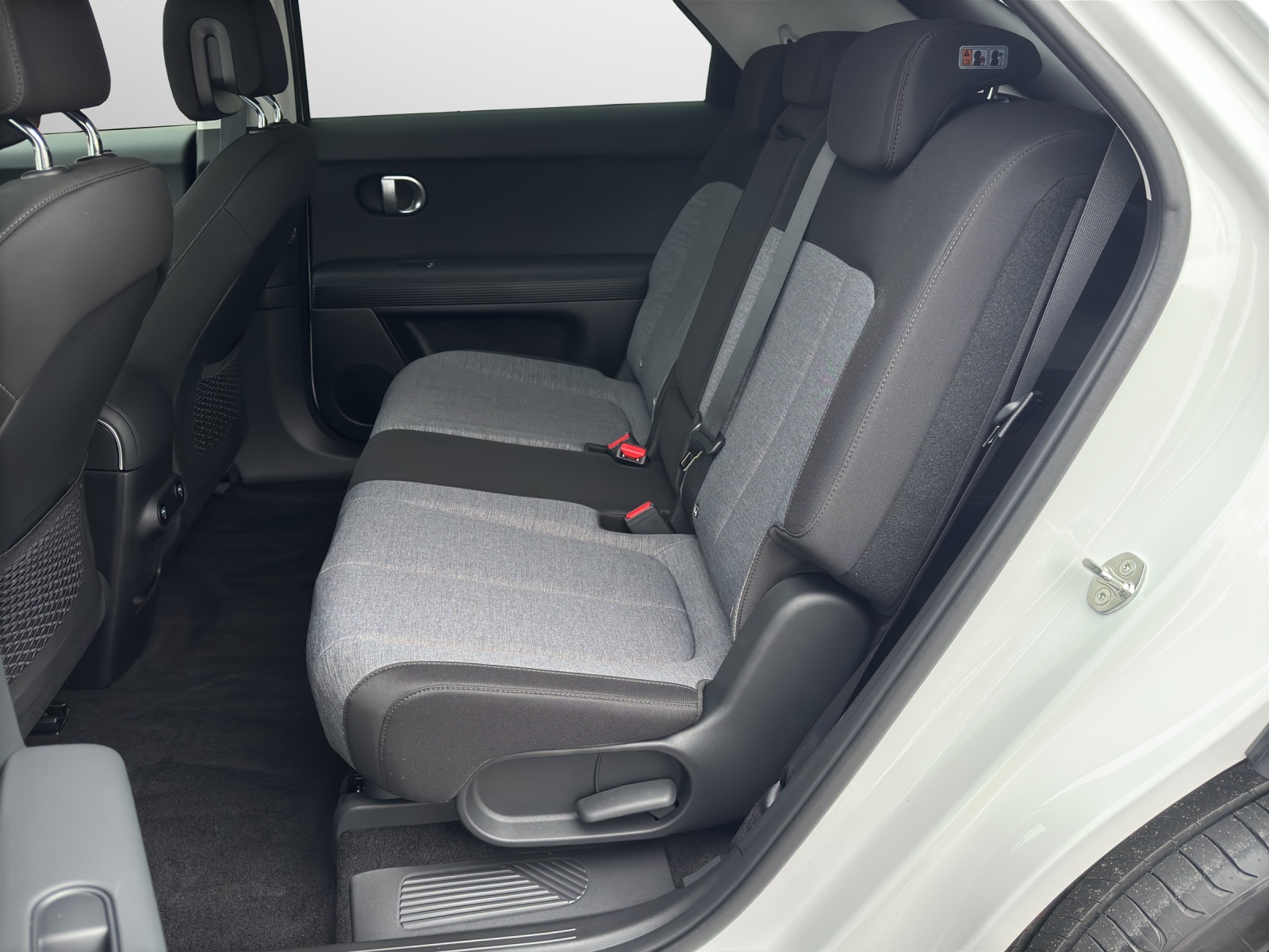 HYUNDAI Ioniq 5 Origo 77kWh 4WD-image-13
