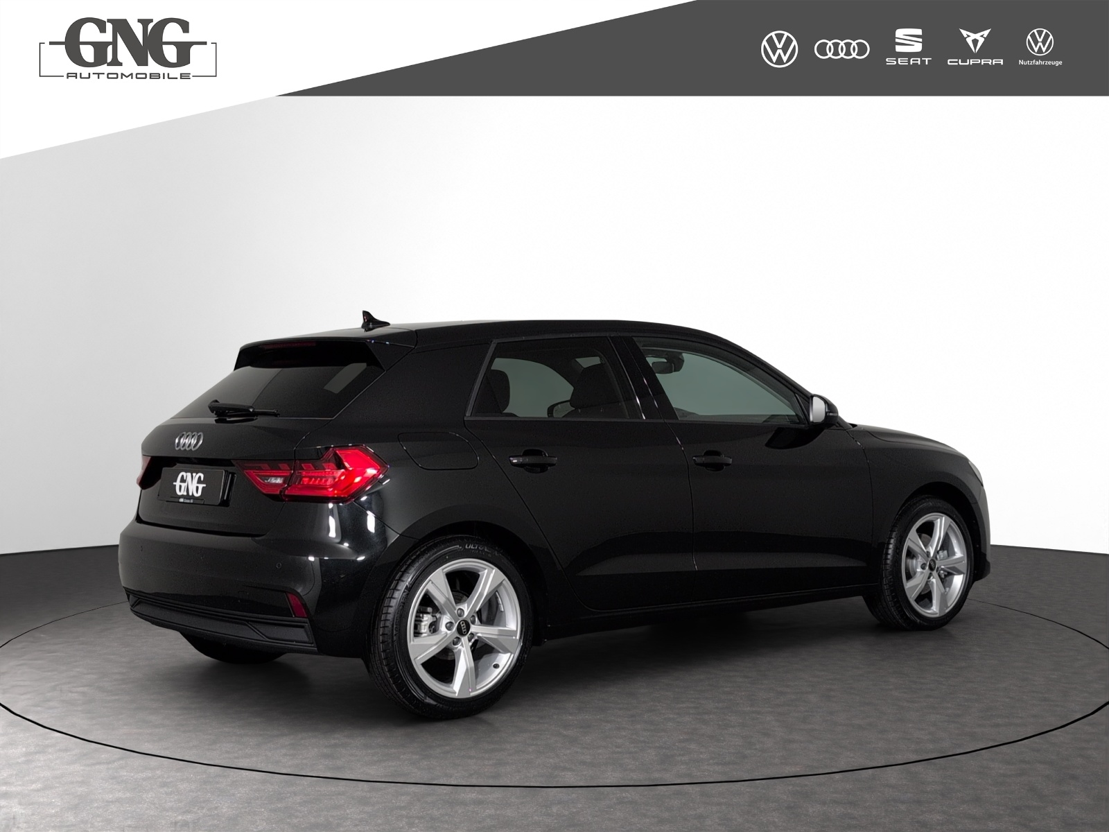 AUDI A1 Sportback 30 TFSI Attraction S-tronic-image-2