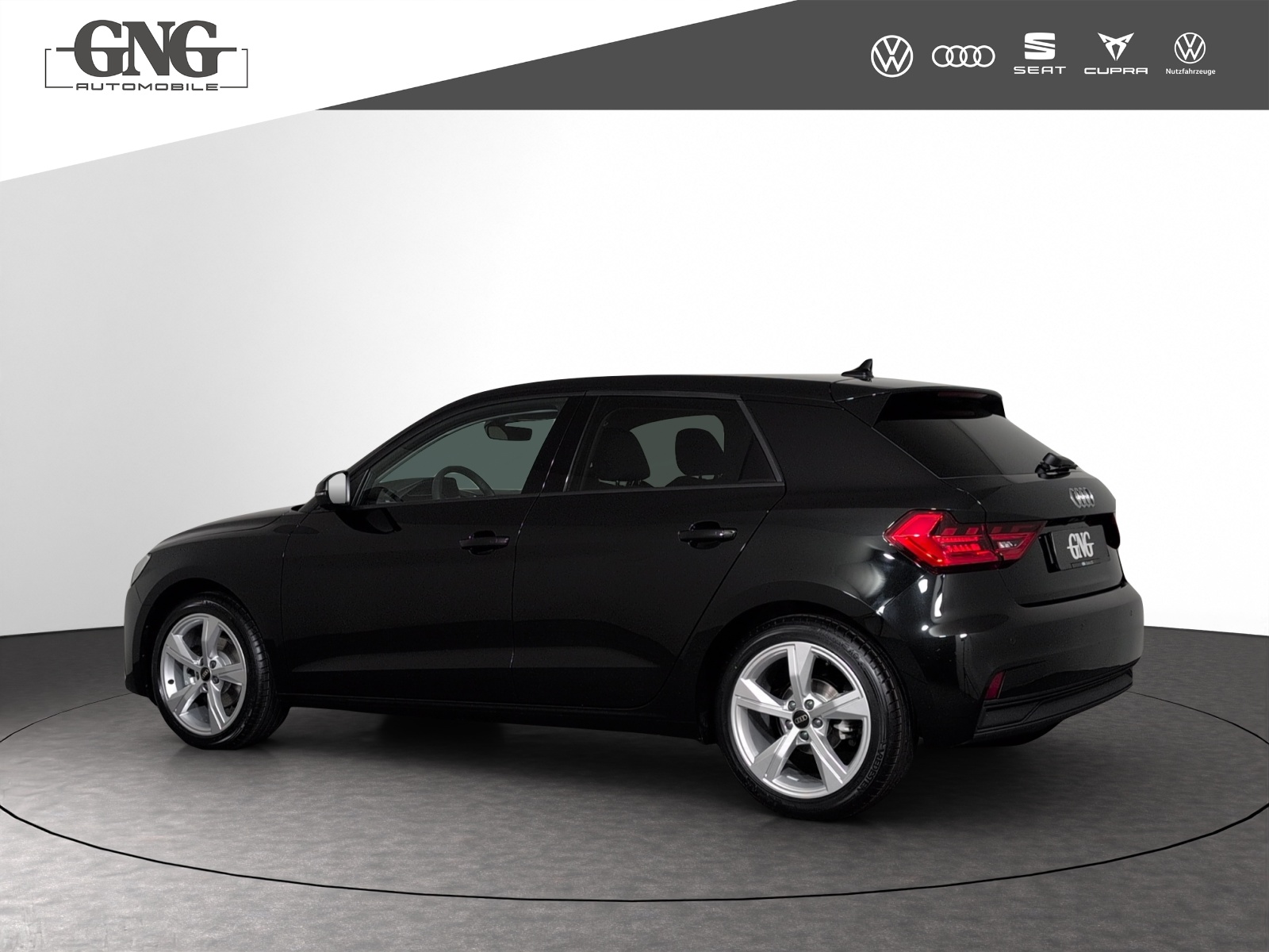 AUDI A1 Sportback 30 TFSI Attraction S-tronic-image-1
