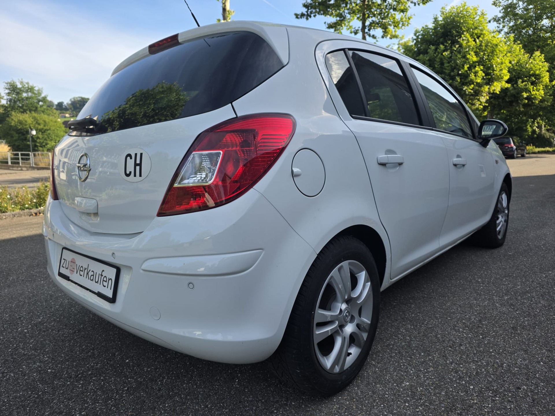 OPEL Corsa 1.4 TP Final Edition-image-4