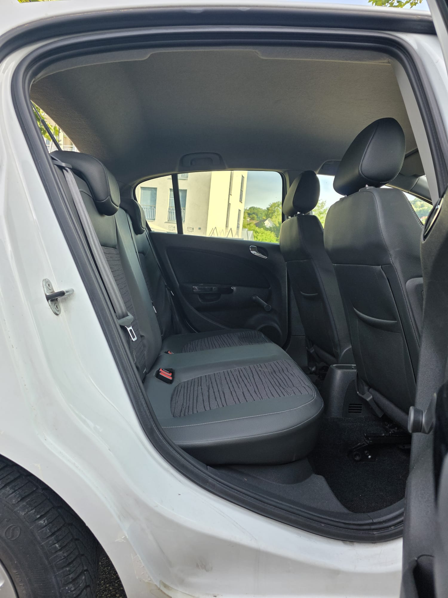 OPEL Corsa 1.4 TP Final Edition-image-10