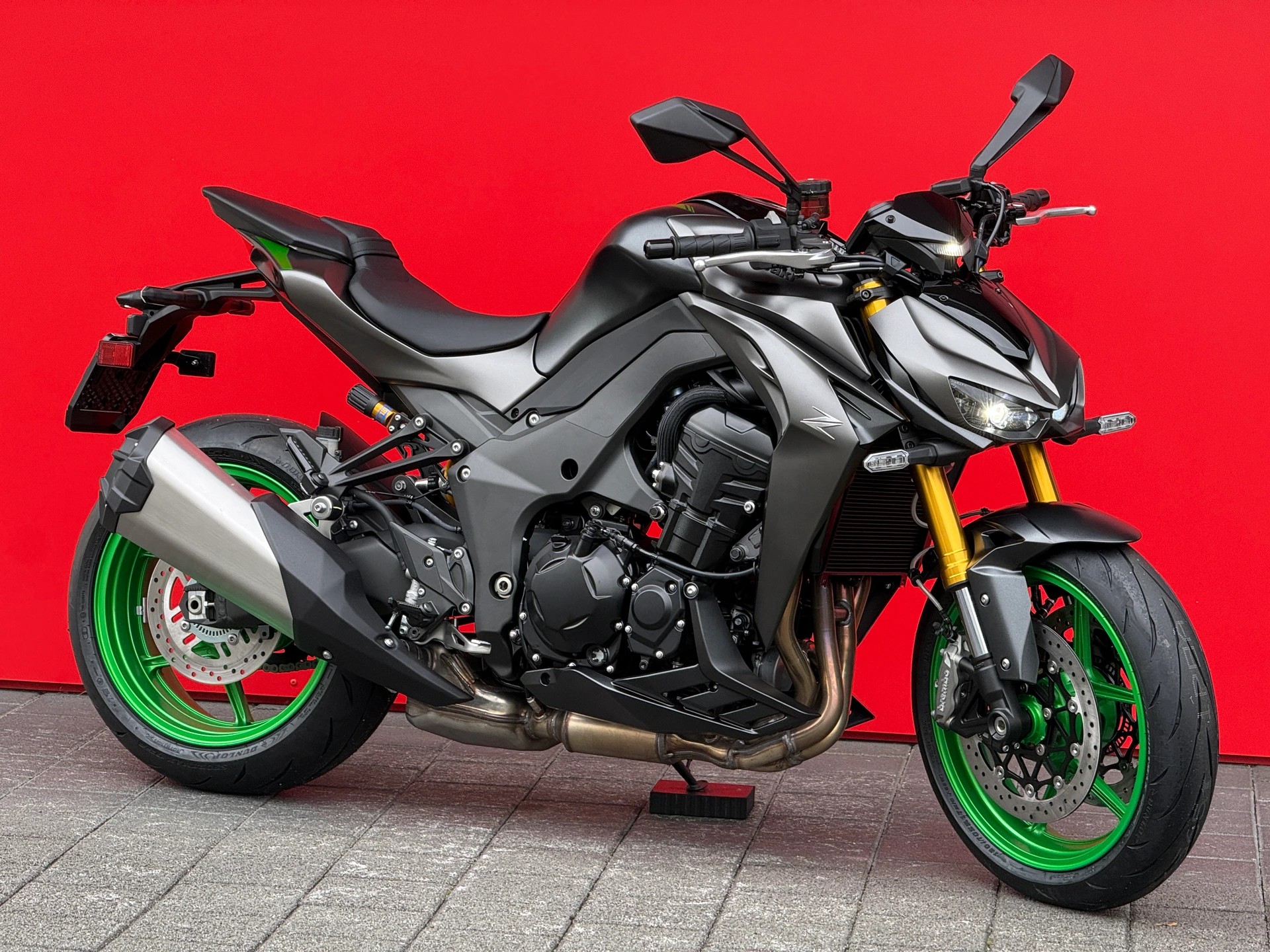 KAWASAKI Z1100 SE-showroom-element-2
