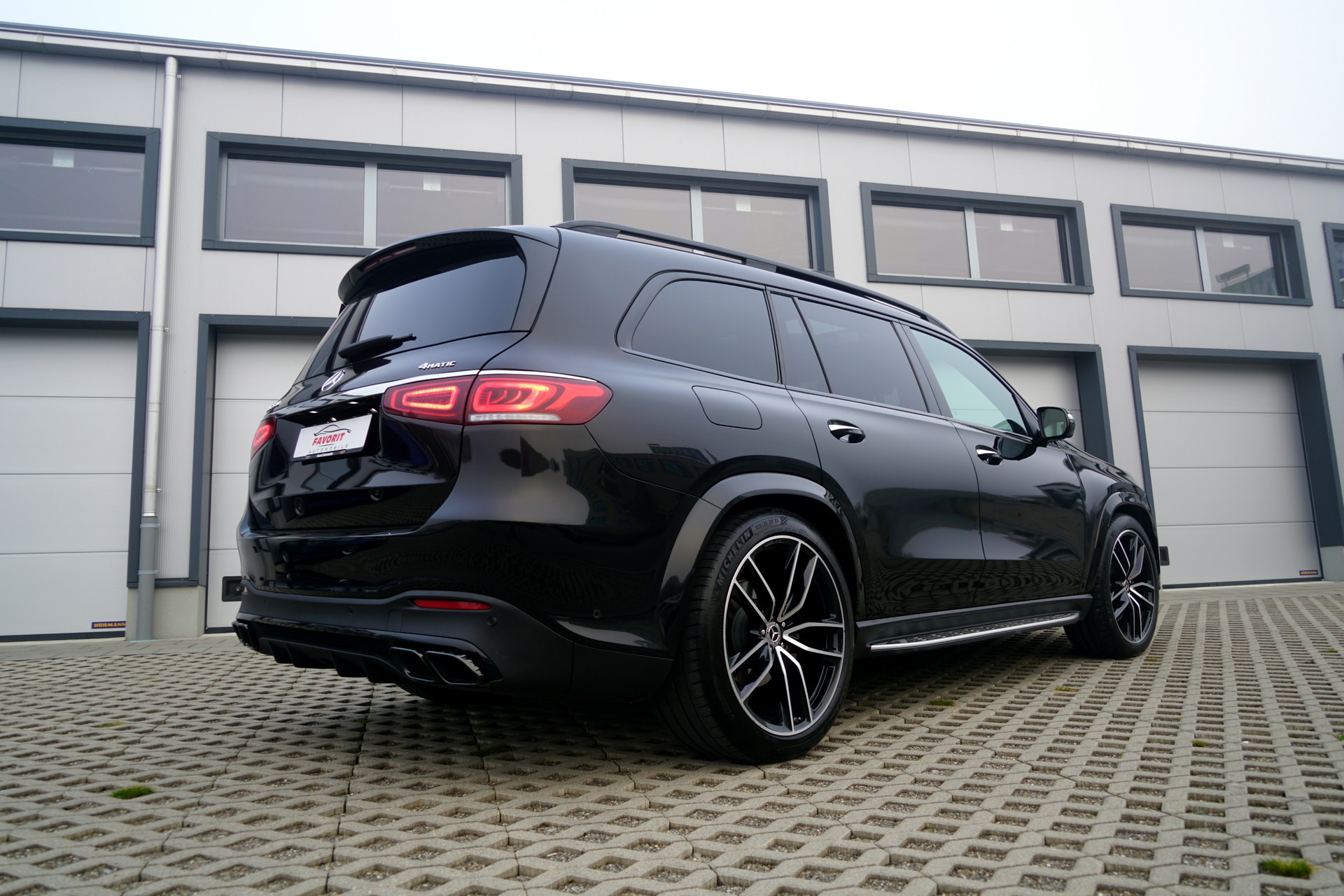 MERCEDES-BENZ GLS 580 AMG Line 4Matic 9G-Tronic (CH)-image-12