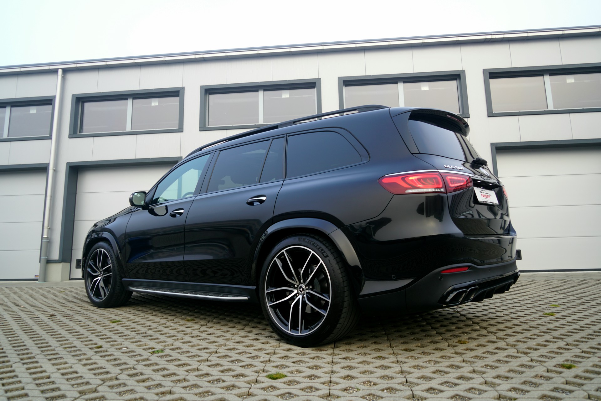 MERCEDES-BENZ GLS 580 AMG Line 4Matic 9G-Tronic (CH)-image-3