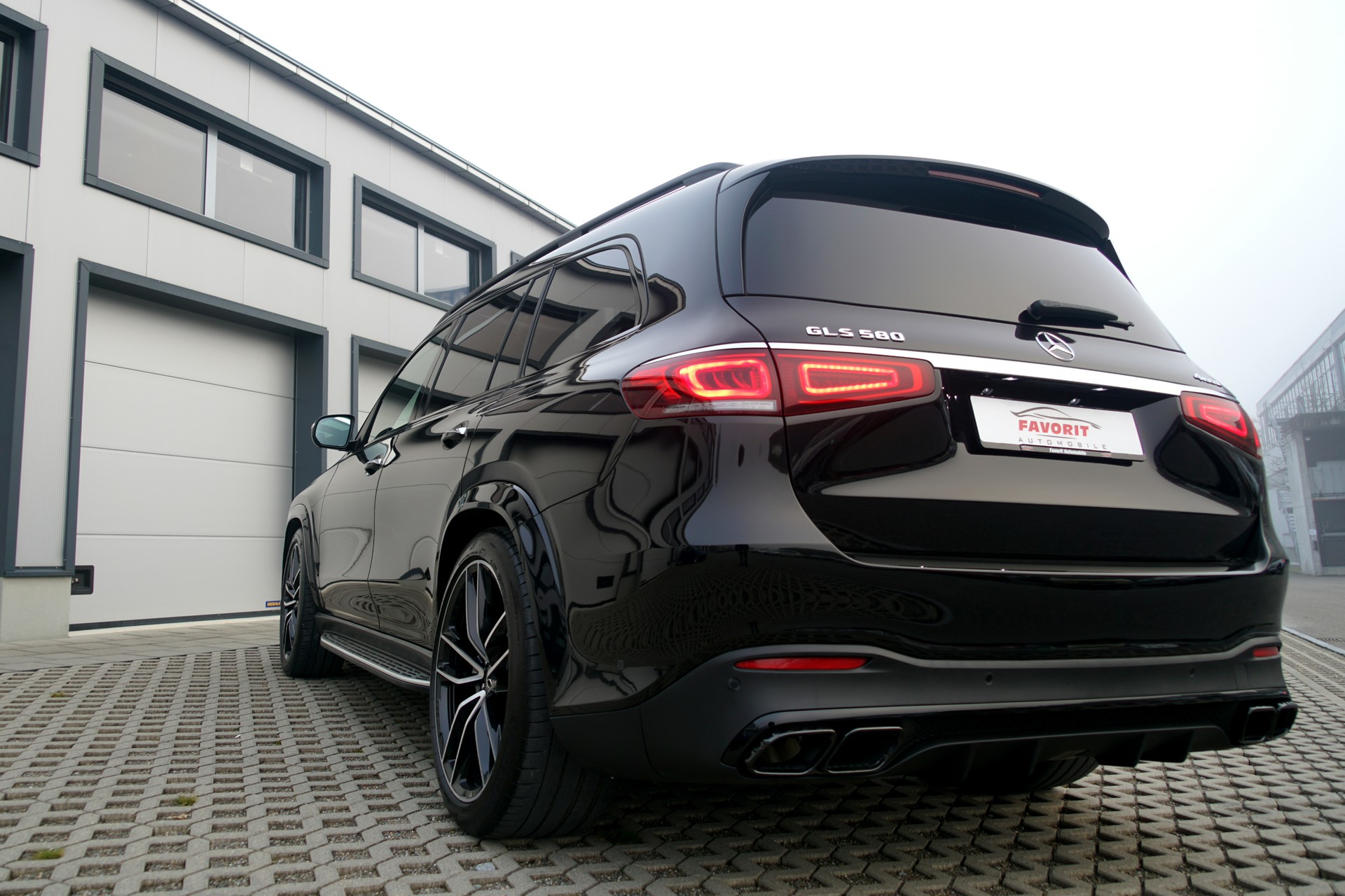 MERCEDES-BENZ GLS 580 AMG Line 4Matic 9G-Tronic (CH)-image-15