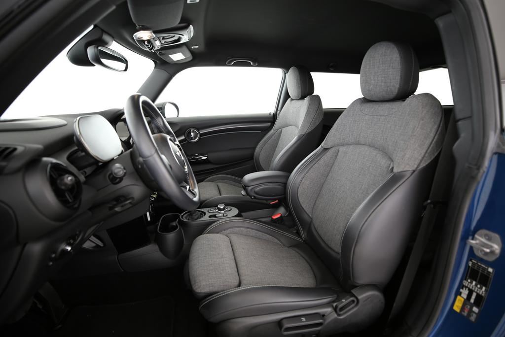 MINI F56 Cooper SE-image-3