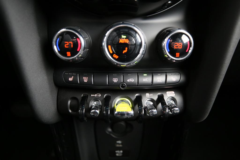 MINI F56 Cooper SE-image-6