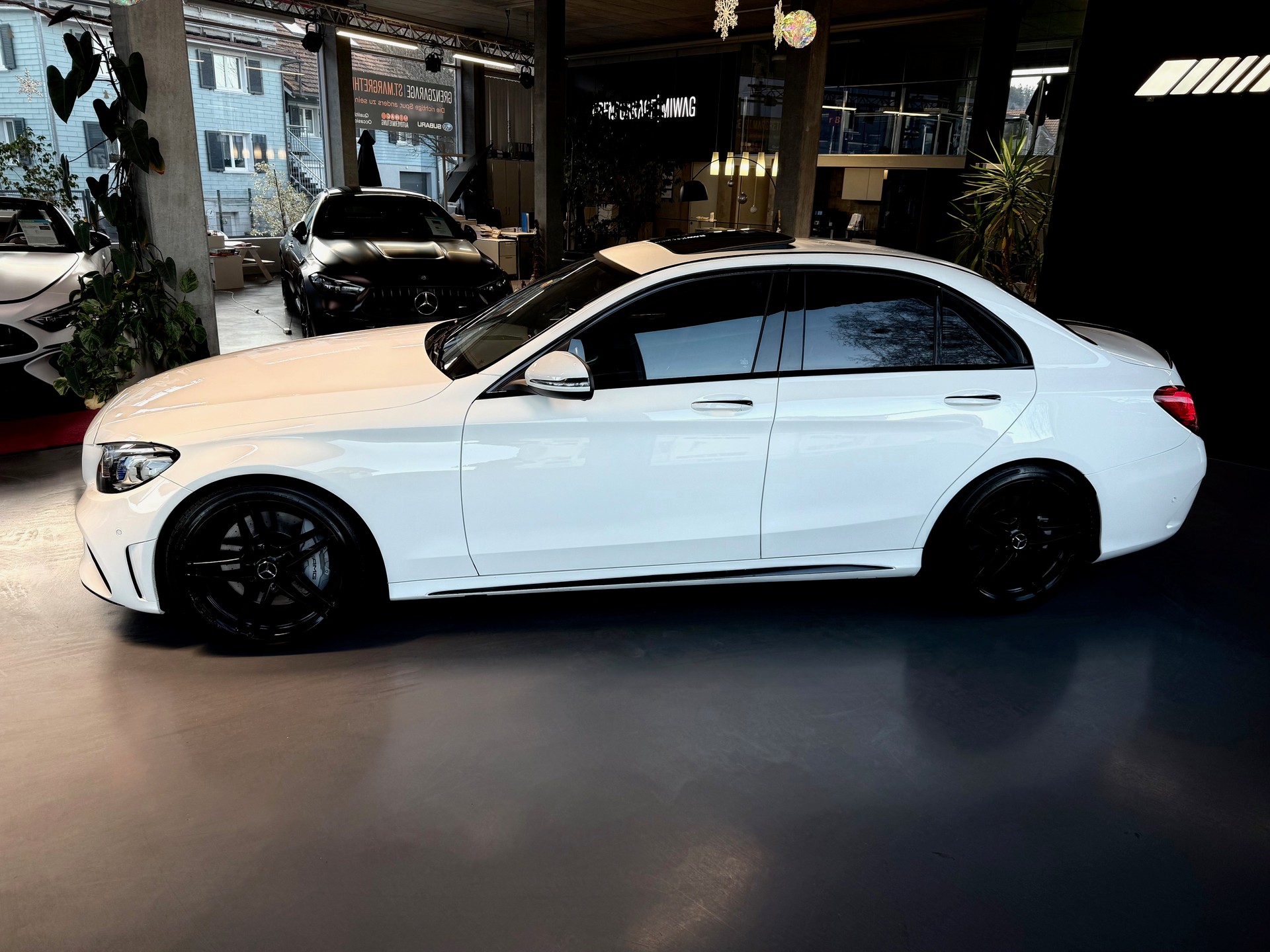 MERCEDES-BENZ C 43 AMG 4Matic Speedshift TCT 9G-image-3