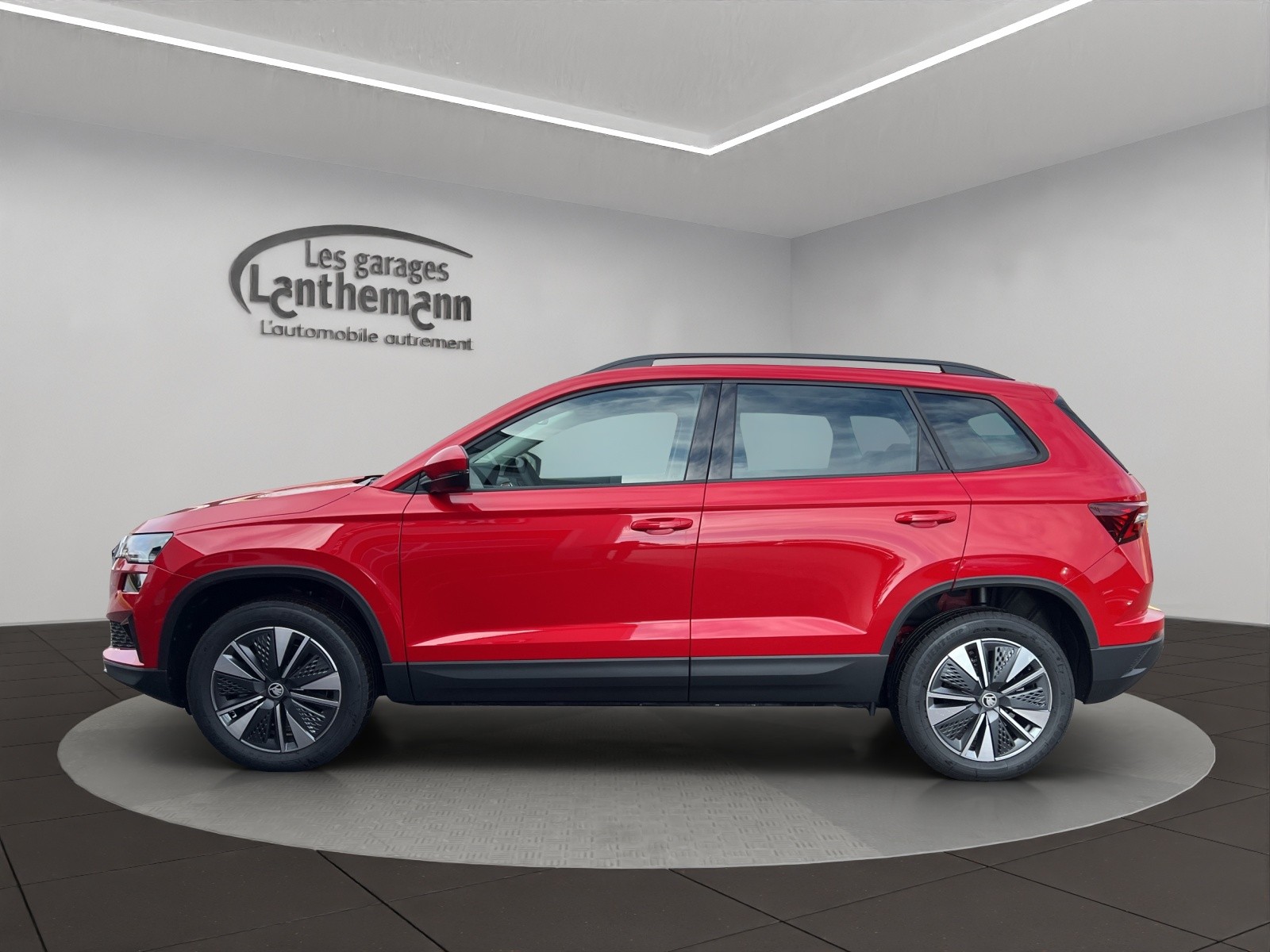 SKODA Karoq 1.5 TSI Dynamic DSG-image-5
