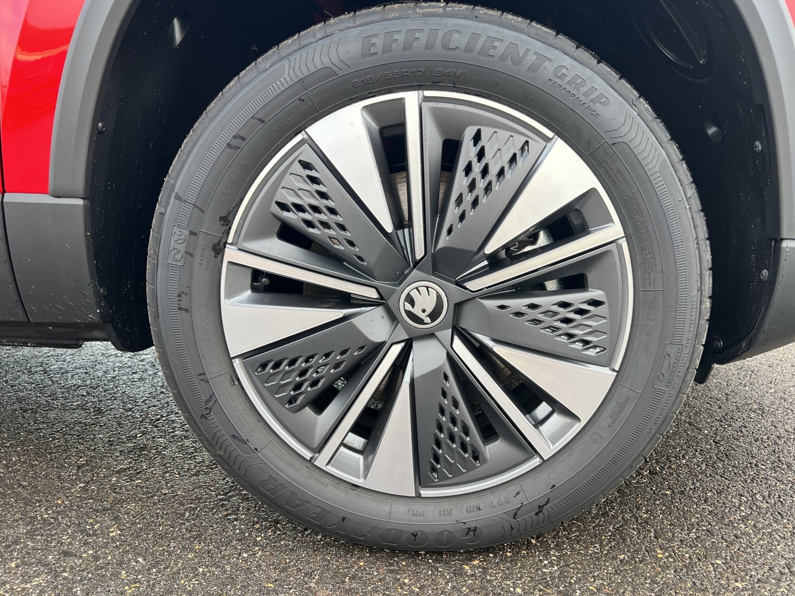 SKODA Karoq 1.5 TSI Dynamic DSG-image-7