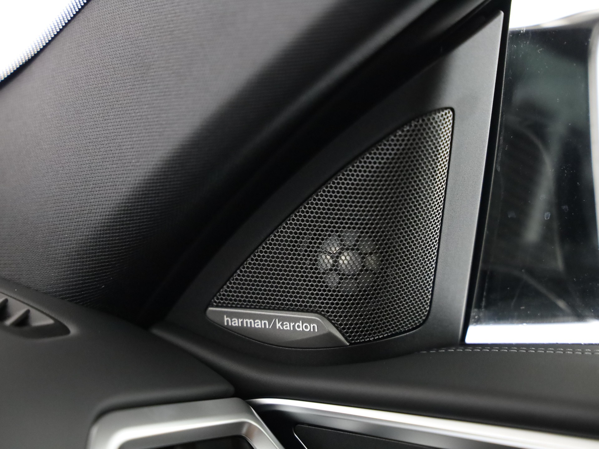 BMW M4 Competition xDrive Coupé-image-20