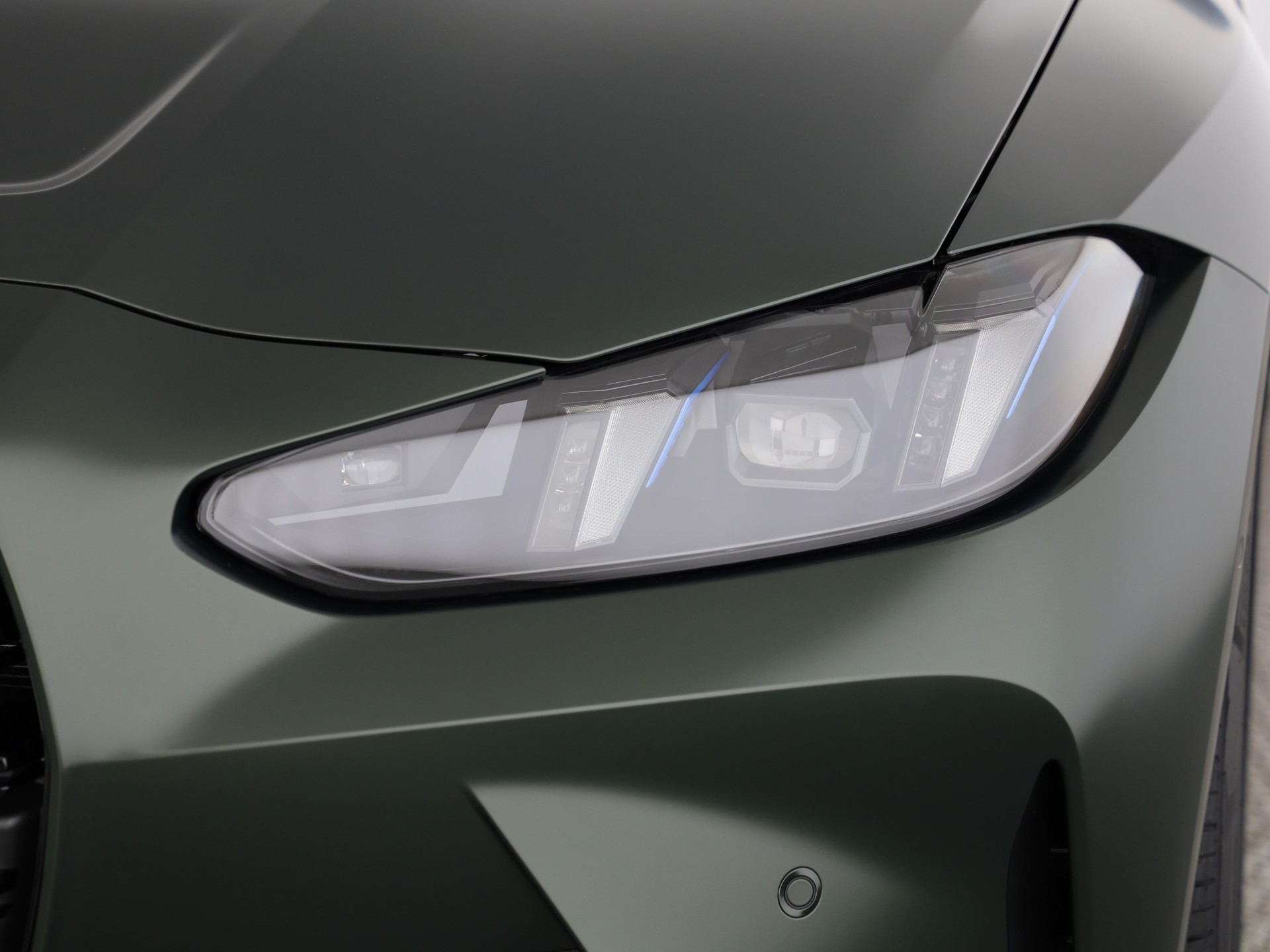 BMW M4 Competition xDrive Coupé-image-5