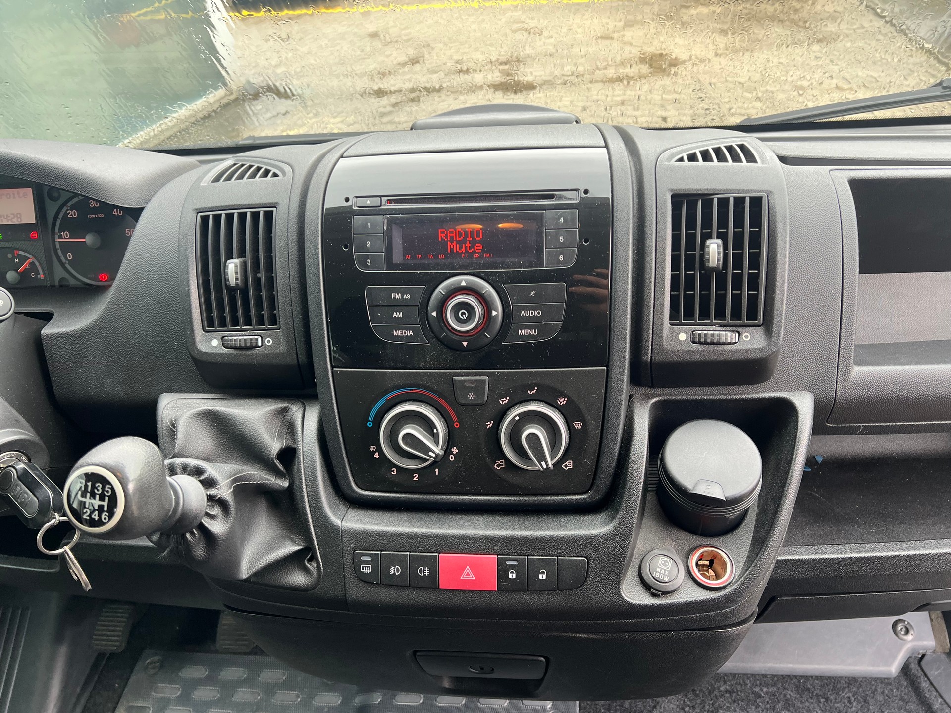CITROEN Jumper 2.2 HDi 30 L1H1. 9 place-image-14