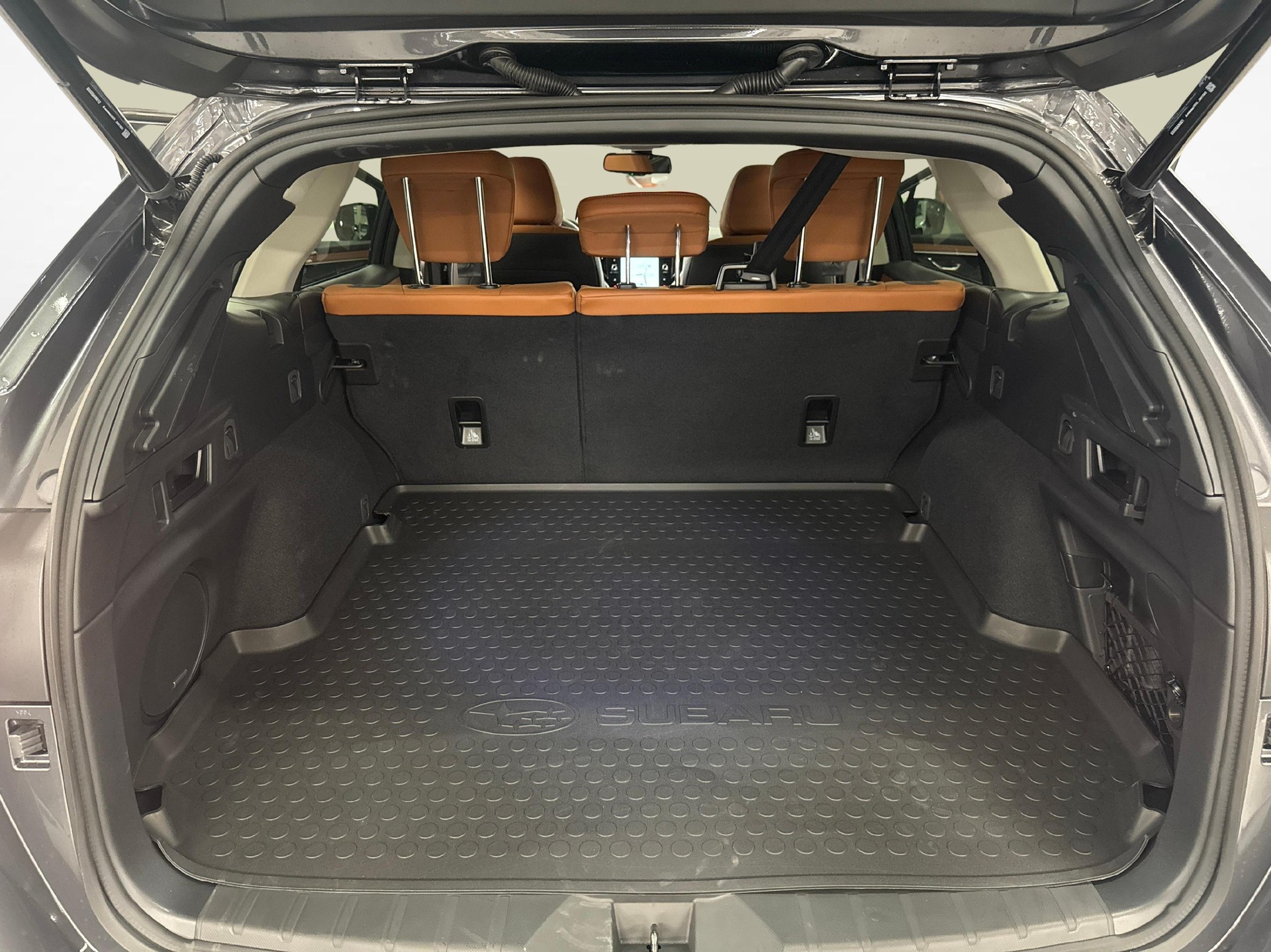 SUBARU Outback 2.5i 30th Anniversary Edition-image-11