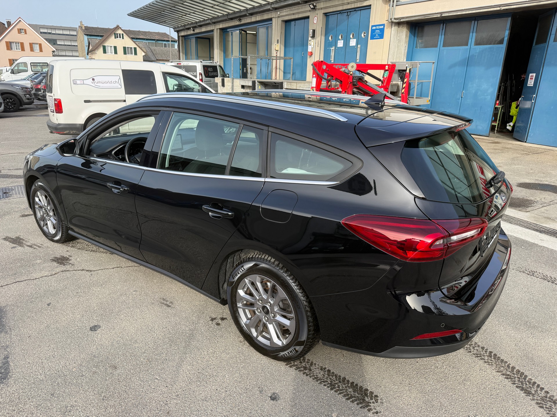 FORD Focus 1.5 EcoBlue TDCi Titanium Automatic-image-3