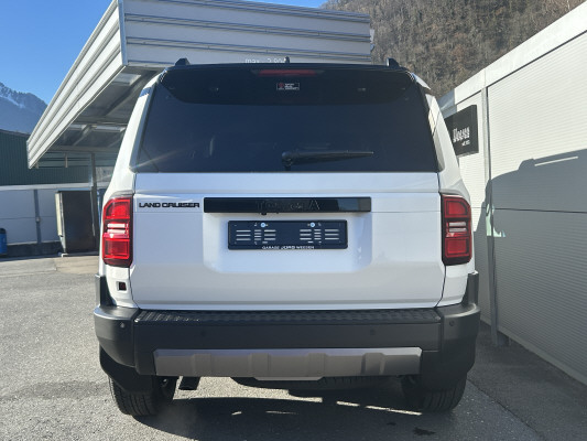 TOYOTA LandCruiser 2.8 48V Style-image-4