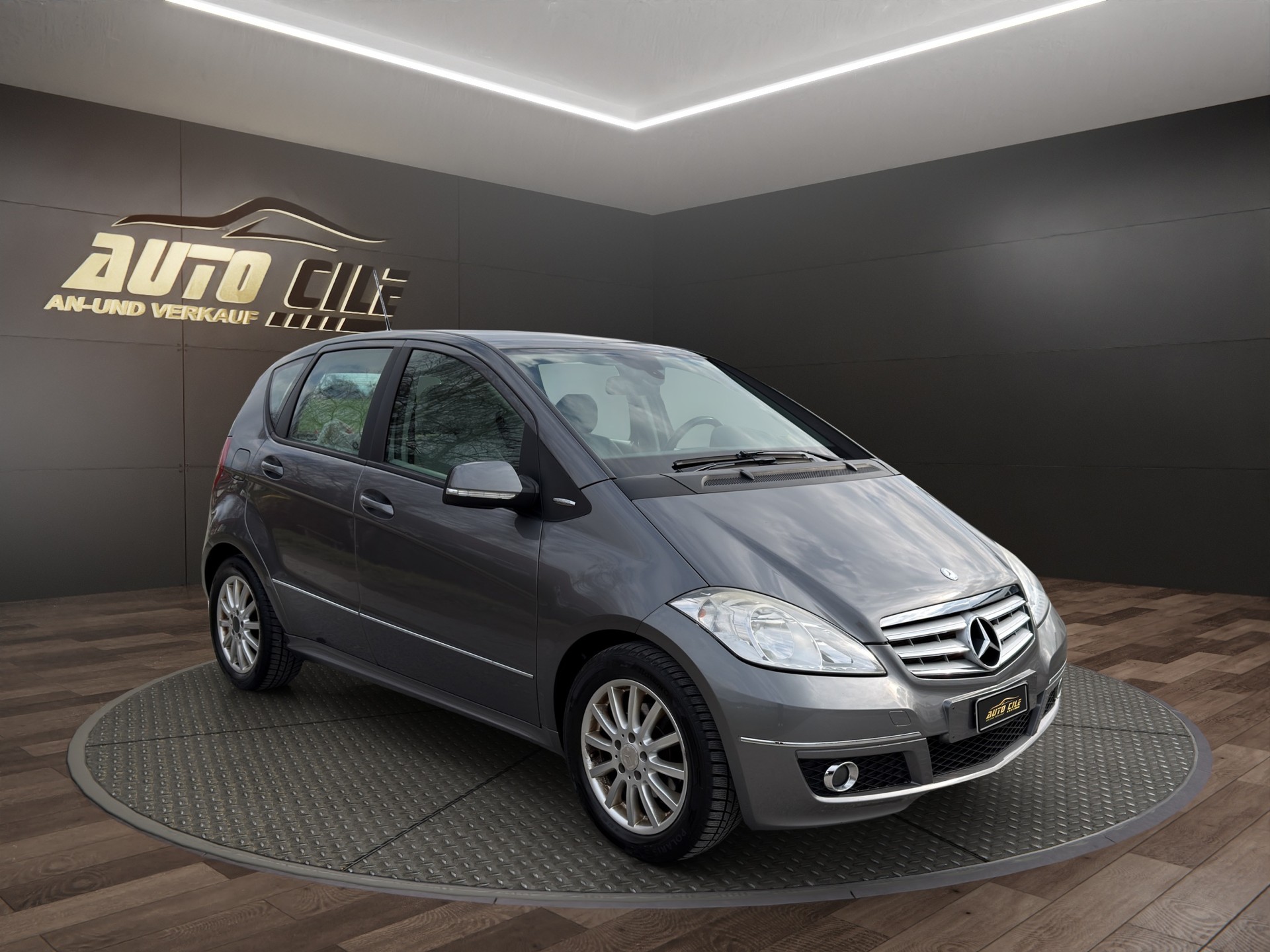 MERCEDES-BENZ A 150 Avantgarde-image-2