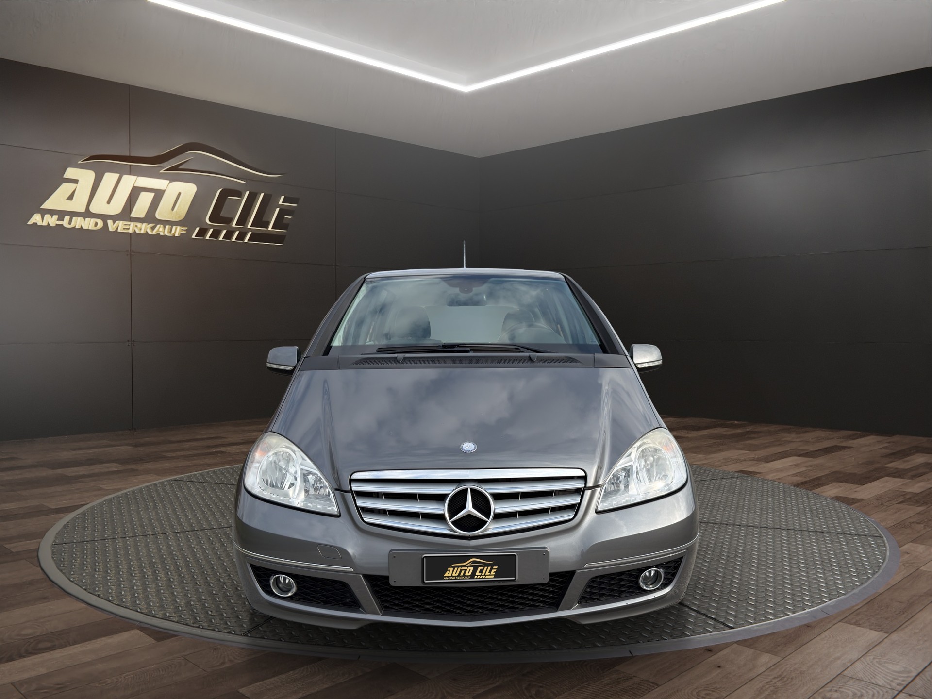 MERCEDES-BENZ A 150 Avantgarde-image-1