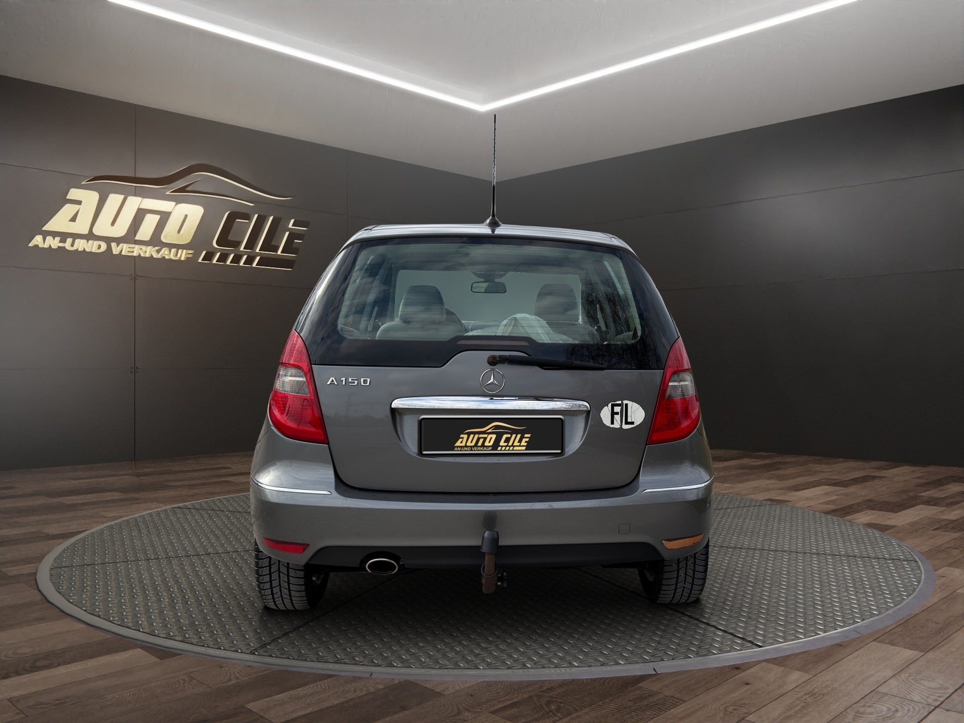 MERCEDES-BENZ A 150 Avantgarde-image-5